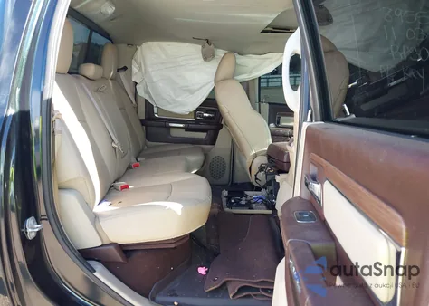 2016 Ram 1500 Laramie из США, поврежденный, VIN 1C6RR7NM3GS168027